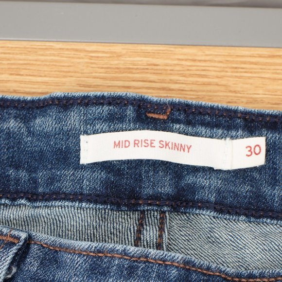 Levi's Mid Rise Skinny (30 X 31) Women's Denim Jeans Medium Wash Zip Fly - Picture 11 of 14
